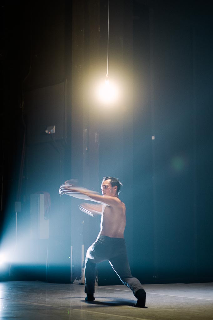 Viktor Usov of Northwest Dance Project peforms Yin Yue's 'Between Rise and Fall'